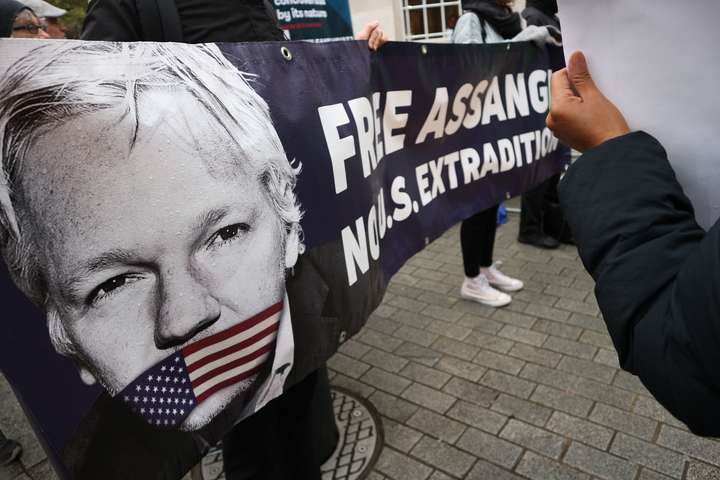 Áfrýjunarbeiðni Assange samþykkt