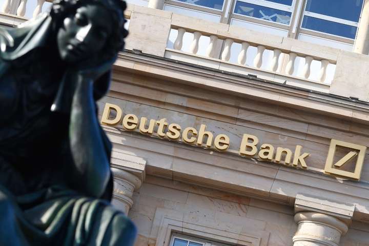 Deutsche Bank í vanda - Þýska ríkið mun ekki koma til bjargar